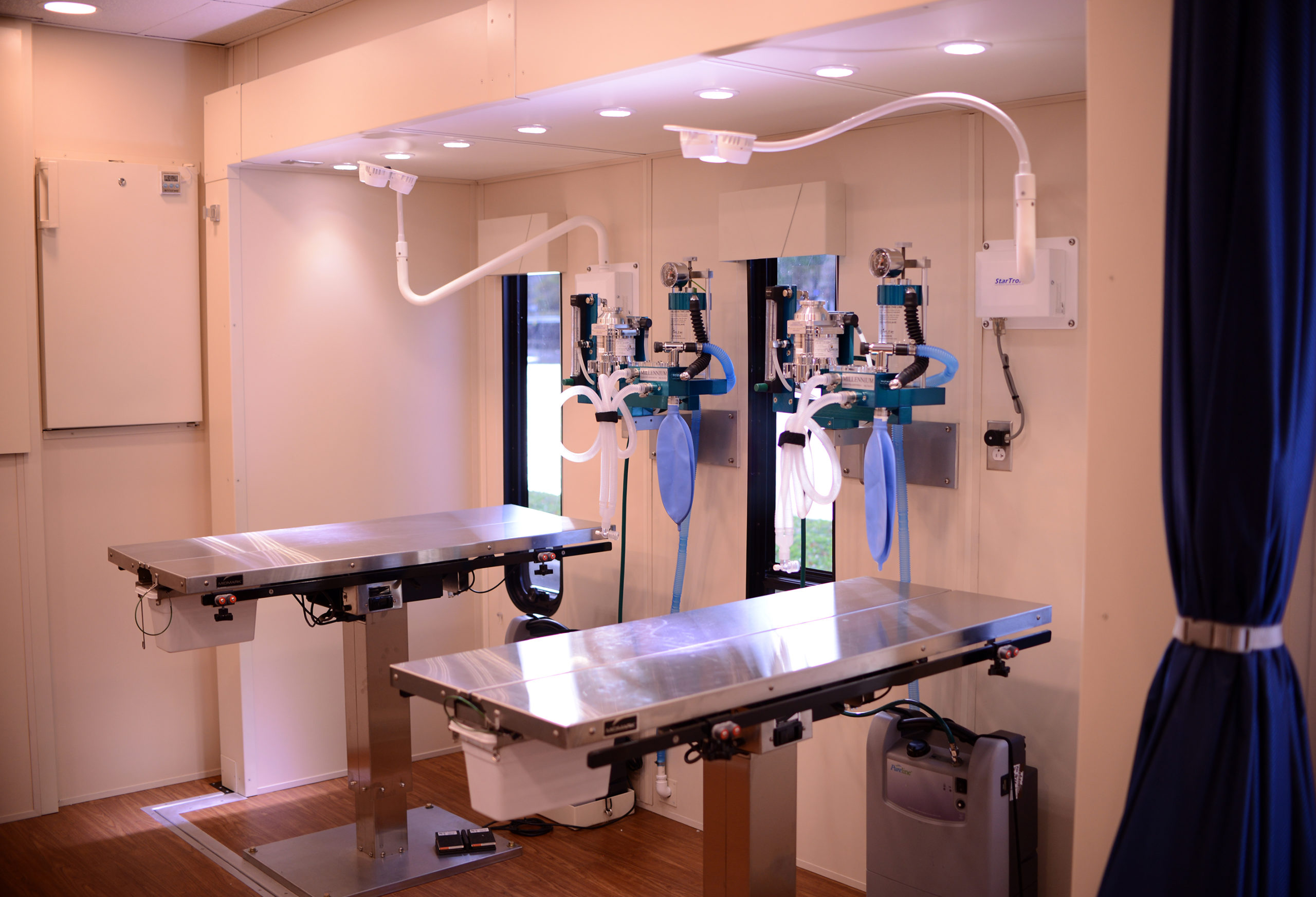 Medical - Mobile Medical Unit 移动医疗单位