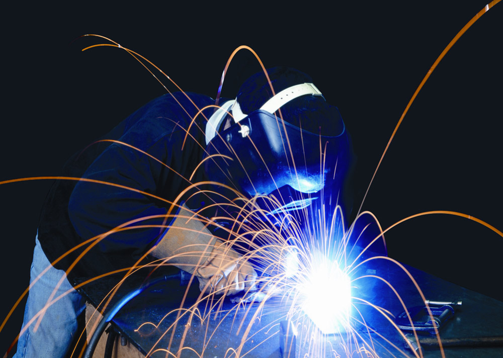 Metal-and-Heat-Treating---Laser-Welding 激光焊接